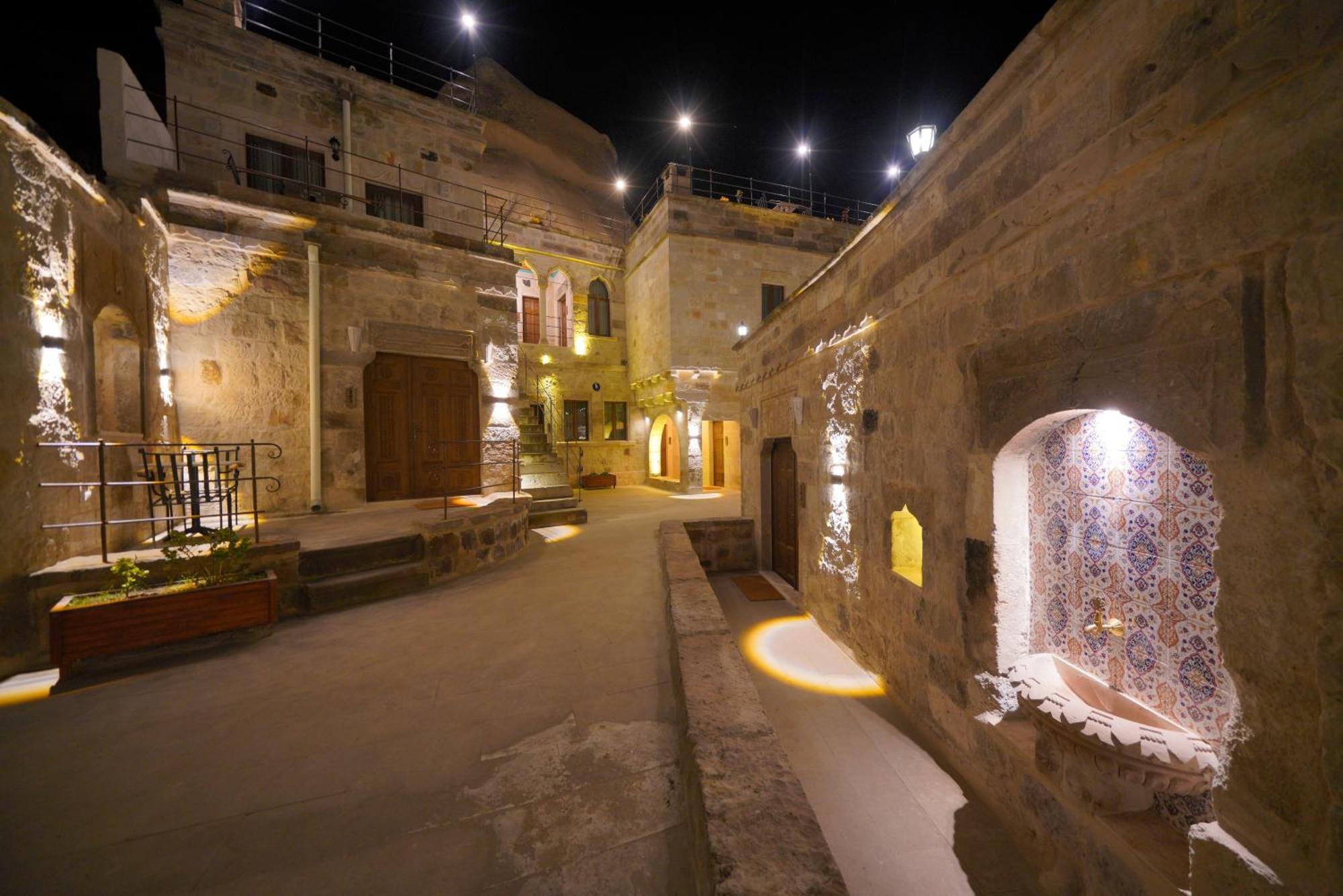 Cappadocia Secret Hill Cave Suites ギョレメ エクステリア 写真