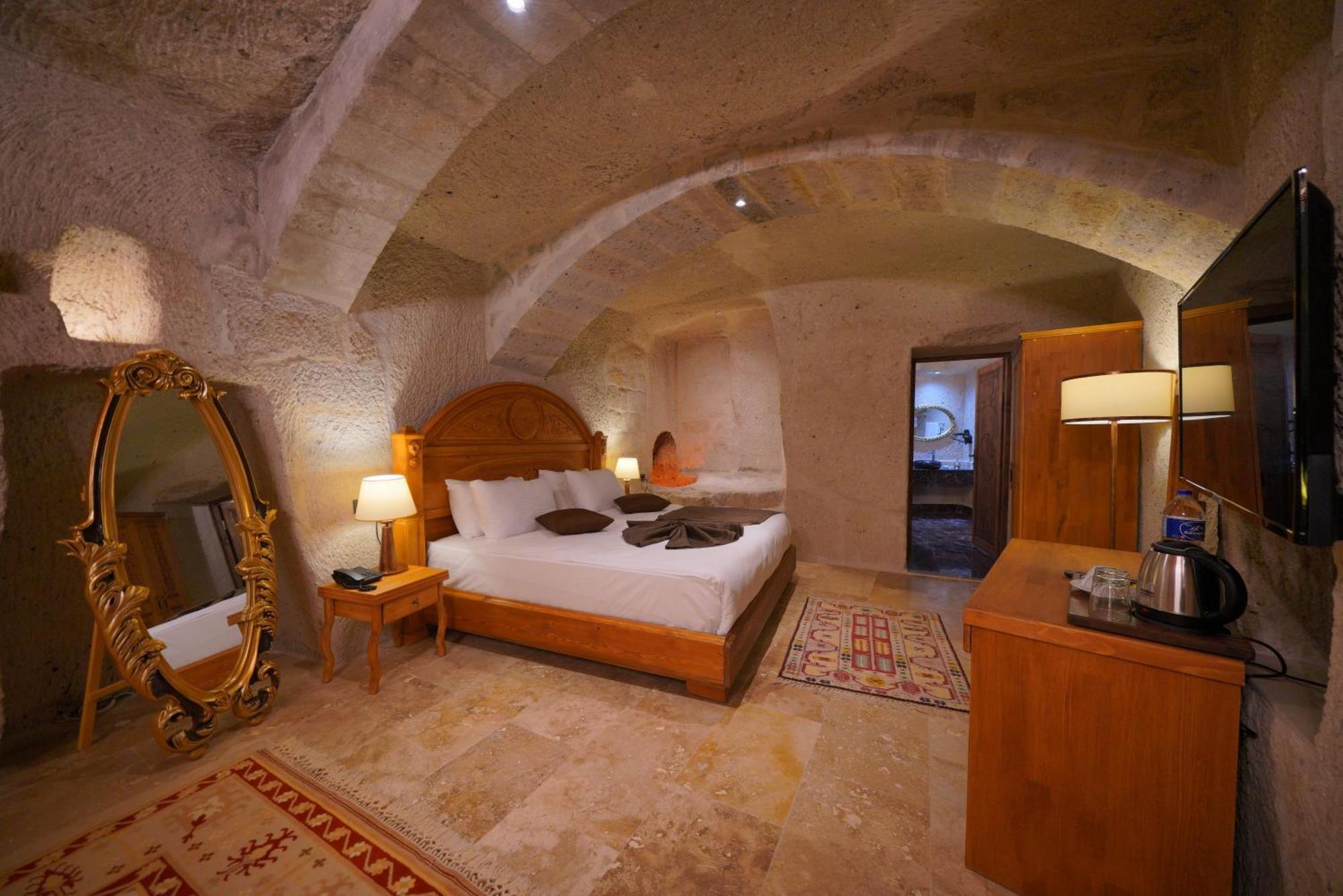 Cappadocia Secret Hill Cave Suites ギョレメ エクステリア 写真