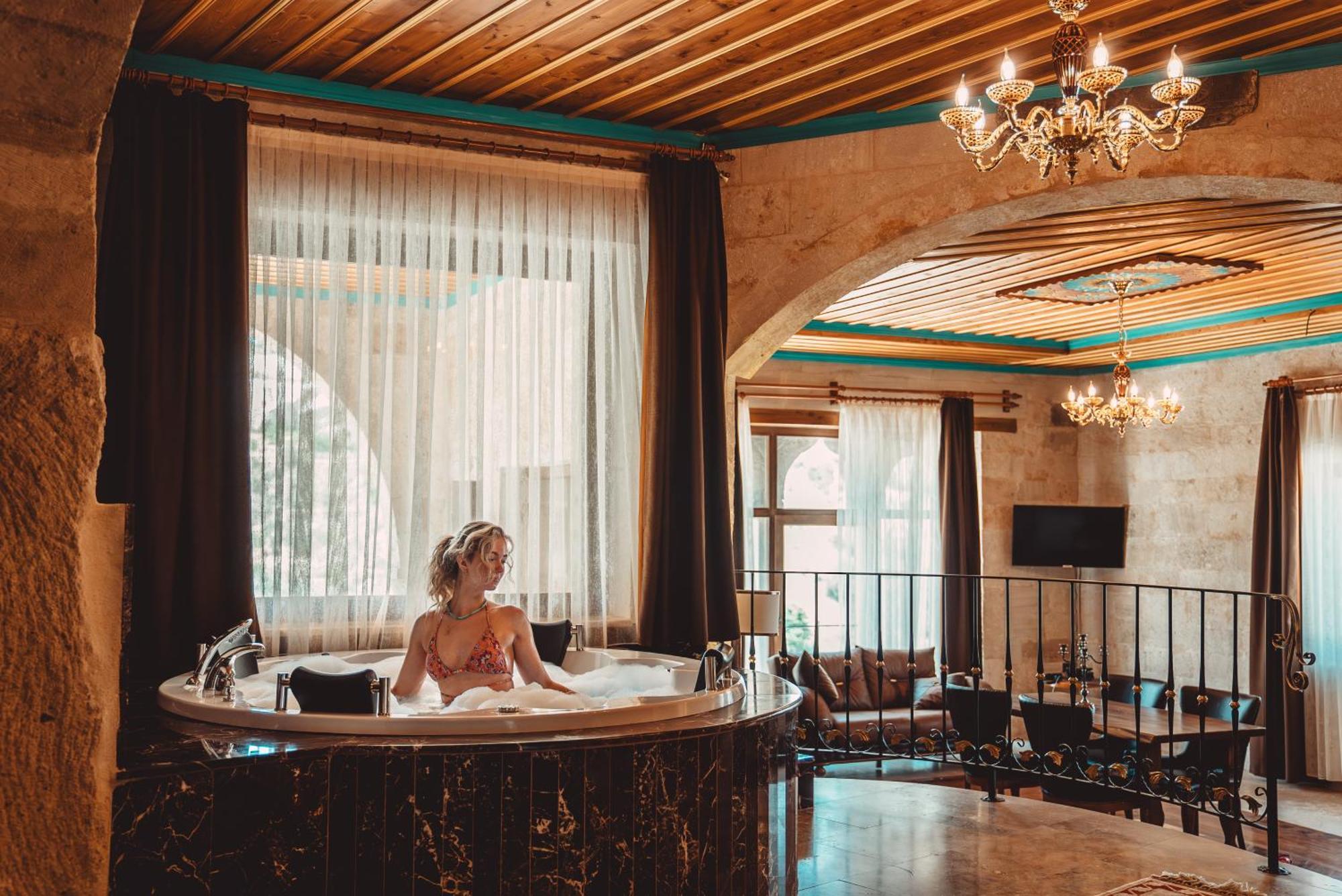 Cappadocia Secret Hill Cave Suites ギョレメ エクステリア 写真